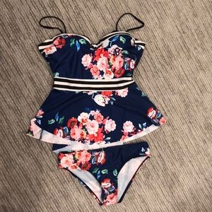 Women’s tankini